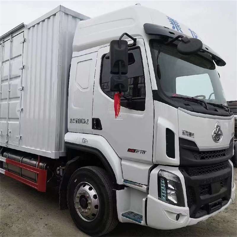 鹤岗至新疆物流专线一站式服务，货物畅达无虞